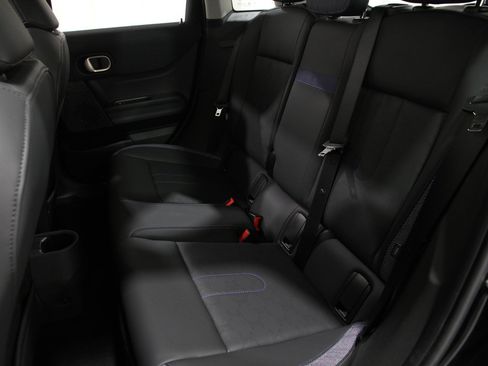 Certified 2025 MINI Cooper S image 18