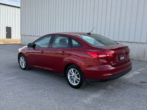 Used 2015 Ford Focus SE w/ SE Cold Weather Package image 6