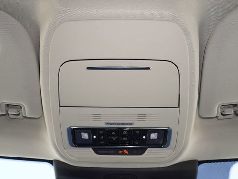 Used 2026 Lincoln Navigator L Reserve AWD/4WD image 27