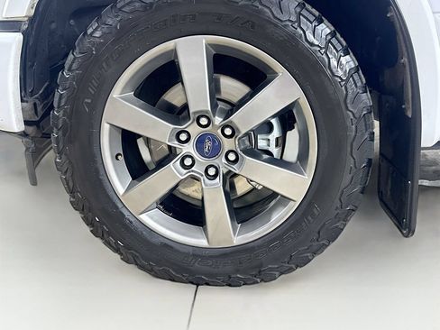 Used 2017 Ford F150 Lariat w/ Equipment Group 501A Mid AWD/4WD image 27