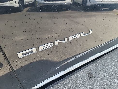 Used 2023 GMC Yukon Denali w/ Max Trailering Package AWD/4WD image 8