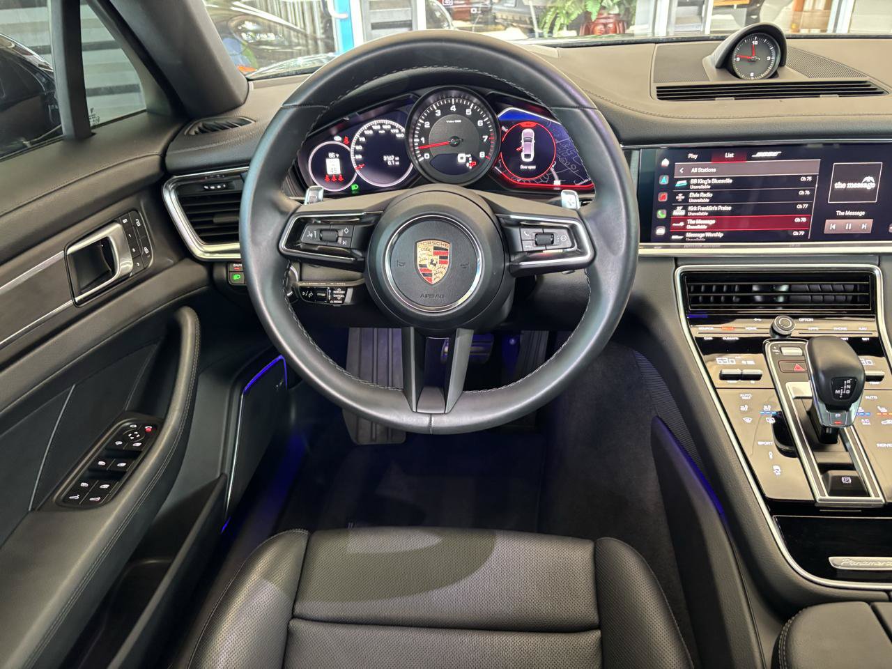 Used 2023 Porsche Panamera 4 Platinum Edition w/ Assistance Package AWD/4WD image 10