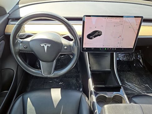 Used 2018 Tesla Model 3 Performance AWD/4WD image 16