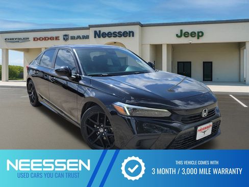 Used 2023 Honda Civic Sport image 1