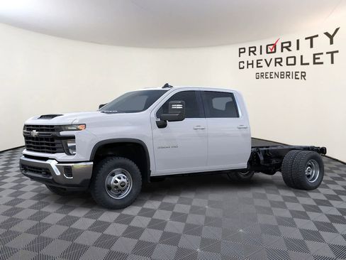 New 2026 Chevrolet Silverado 3500 W/T w/ WT Convenience Package image 2