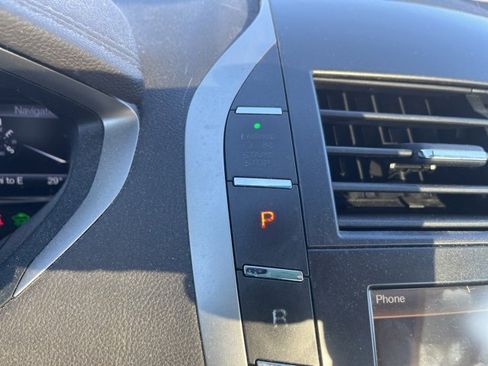 Used 2015 Lincoln MKZ Hybrid w/ Equipment Group 202A Reserve image 24