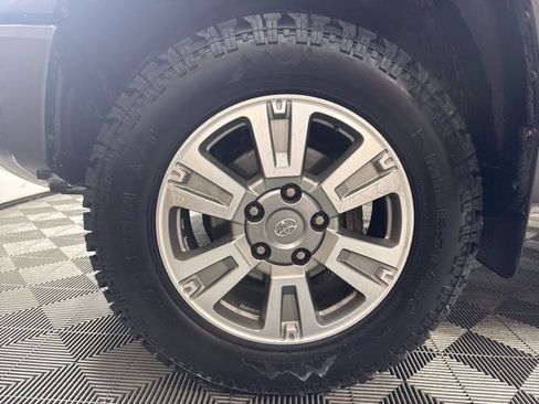 Used 2016 Toyota Tundra Platinum image 10