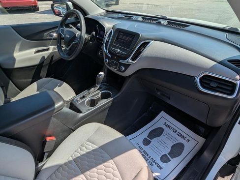 Used 2020 Chevrolet Equinox LT image 25