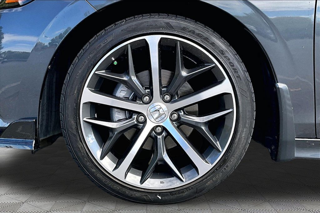 Used 2024 Honda Civic Touring image 24