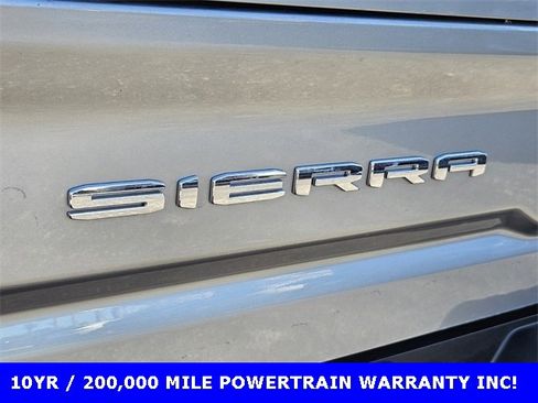 Used 2024 GMC Sierra 2500 SLT w/ SLT Premium Package image 13