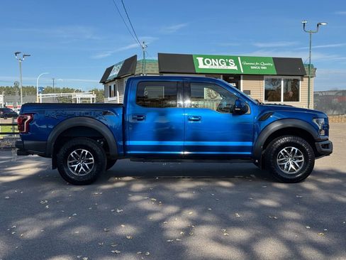 Used 2018 Ford F150 Raptor w/ Equipment Group 802A Luxury image 9