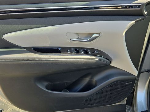 Certified 2023 Hyundai Tucson Limited AWD/4WD image 16