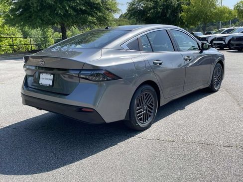 New 2026 Nissan Sentra SV w/ SV Convenience Package FWD image 6