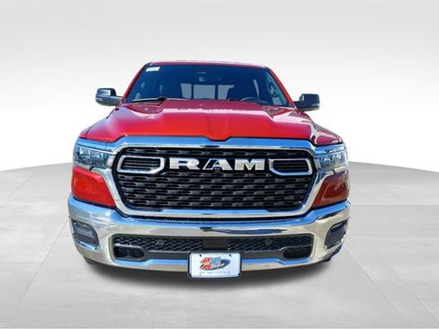 New 2026 RAM 1500 4x4 Crew Cab image 8