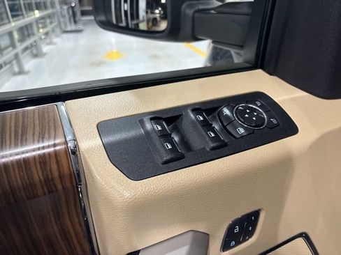 Used 2016 Ford F150 Lariat w/ Equipment Group 502A Luxury image 14