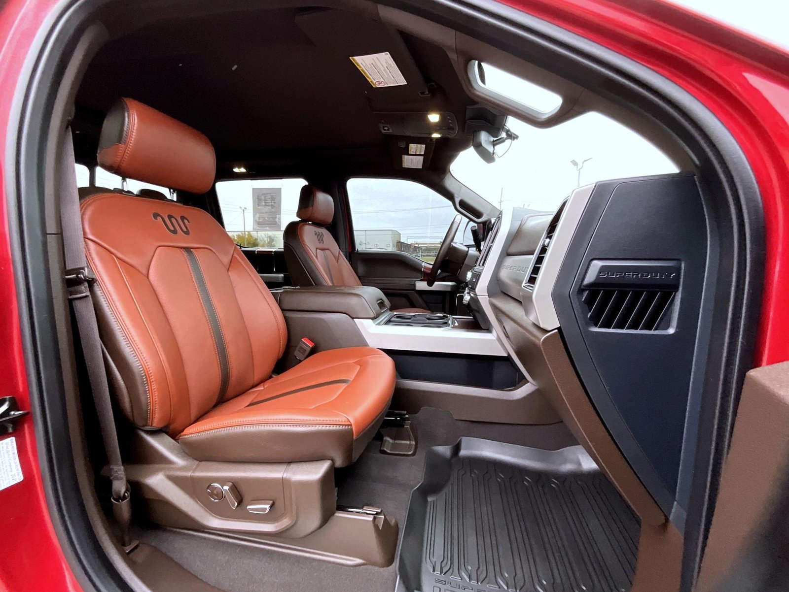 Used 2022 Ford F350 King Ranch w/ King Ranch Ultimate Package AWD/4WD image 16