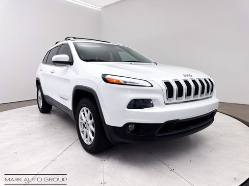 Used 2014 Jeep Cherokee Latitude AWD/4WD image 1