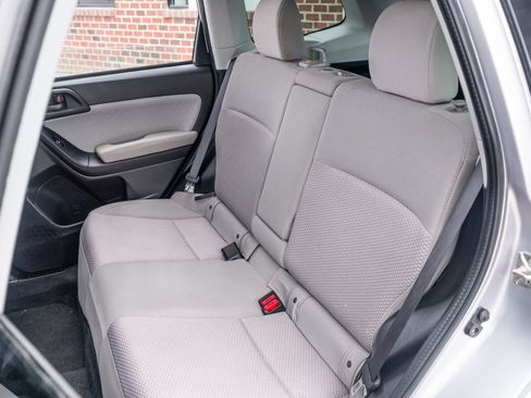 Used 2018 Subaru Forester 2.5i Premium image 20