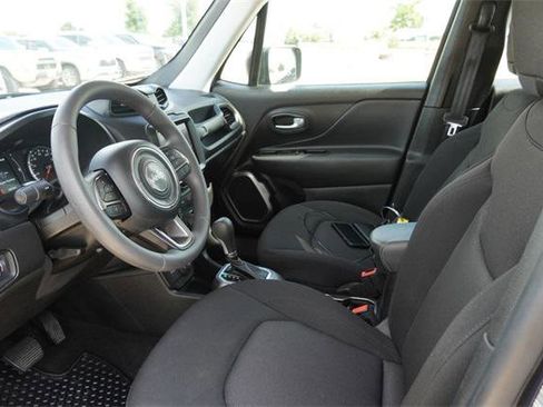 Certified 2022 Jeep Renegade Sport image 19