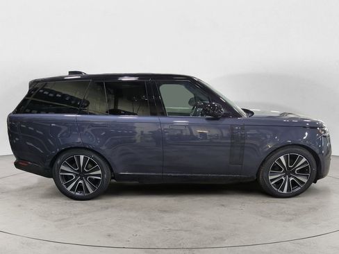 New 2026 Land Rover Range Rover SE image 6