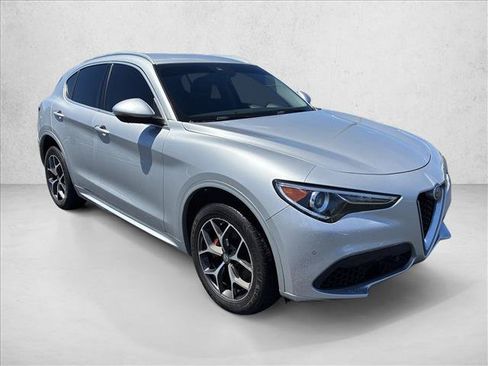 Used 2020 Alfa Romeo Stelvio Ti AWD/4WD image 3