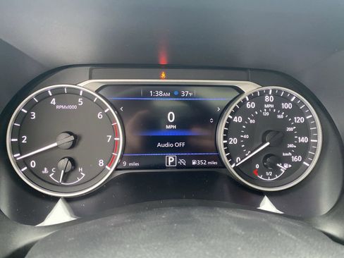 New 2025 Nissan Sentra SV w/ SV Premium Package image 17