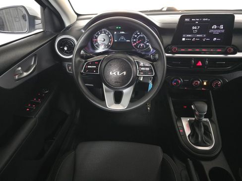 Used 2024 Kia Forte LXS w/ LXS Technology Package image 29