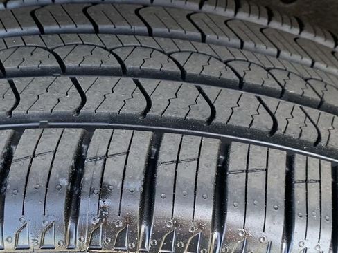 Used 2024 Chevrolet Suburban High Country image 37