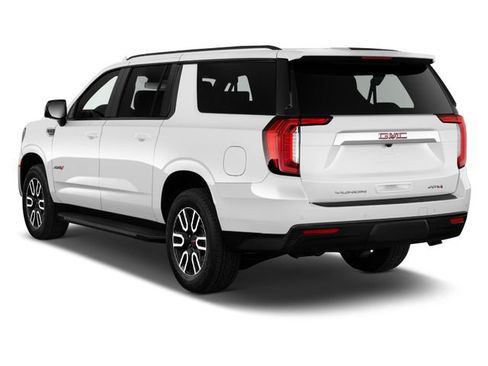 Used 2024 GMC Yukon XL AT4 AWD/4WD image 2