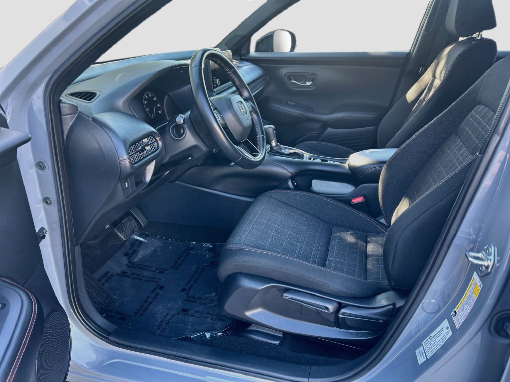 Certified 2025 Honda HR-V Sport image 20