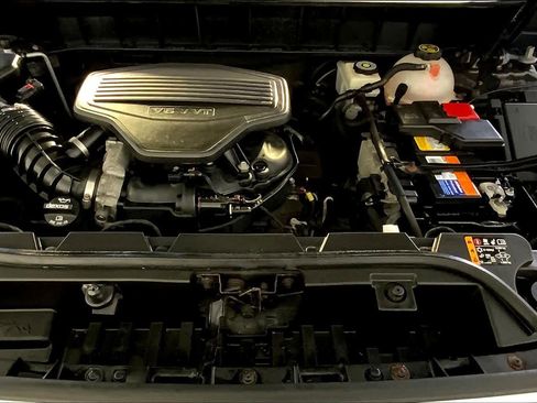 Used 2018 GMC Acadia SLT image 29