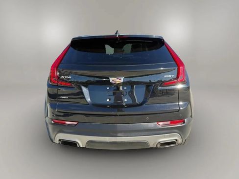 Used 2020 Cadillac XT4 Premium Luxury w/ Cold Weather Package AWD/4WD image 5