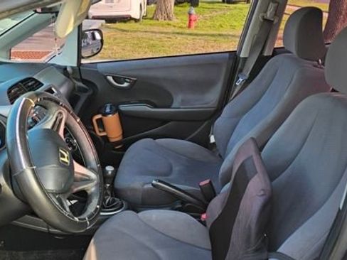 Used 2010 Honda Fit image 7