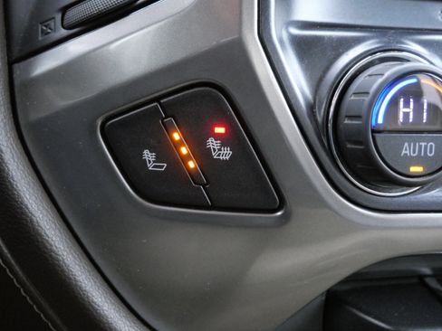 Used 2017 Chevrolet Silverado 1500 LTZ image 29