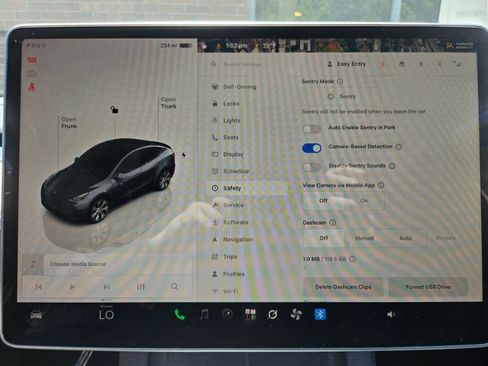 Used 2023 Tesla Model Y Long Range AWD/4WD image 52