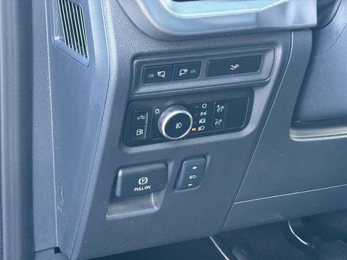 Used 2024 Ford F150 Lariat w/ Equipment Group 502A High image 7