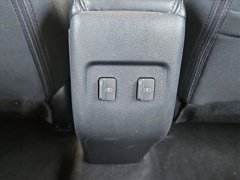 Used 2024 Nissan Kicks SR FWD image 16