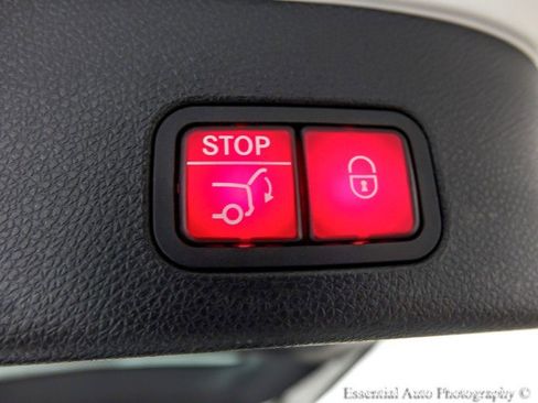 Used 2018 Mercedes-Benz GLS 63 AMG 4MATIC image 30