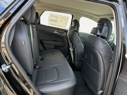 New 2026 Kia Sportage SX Prestige AWD/4WD image 18