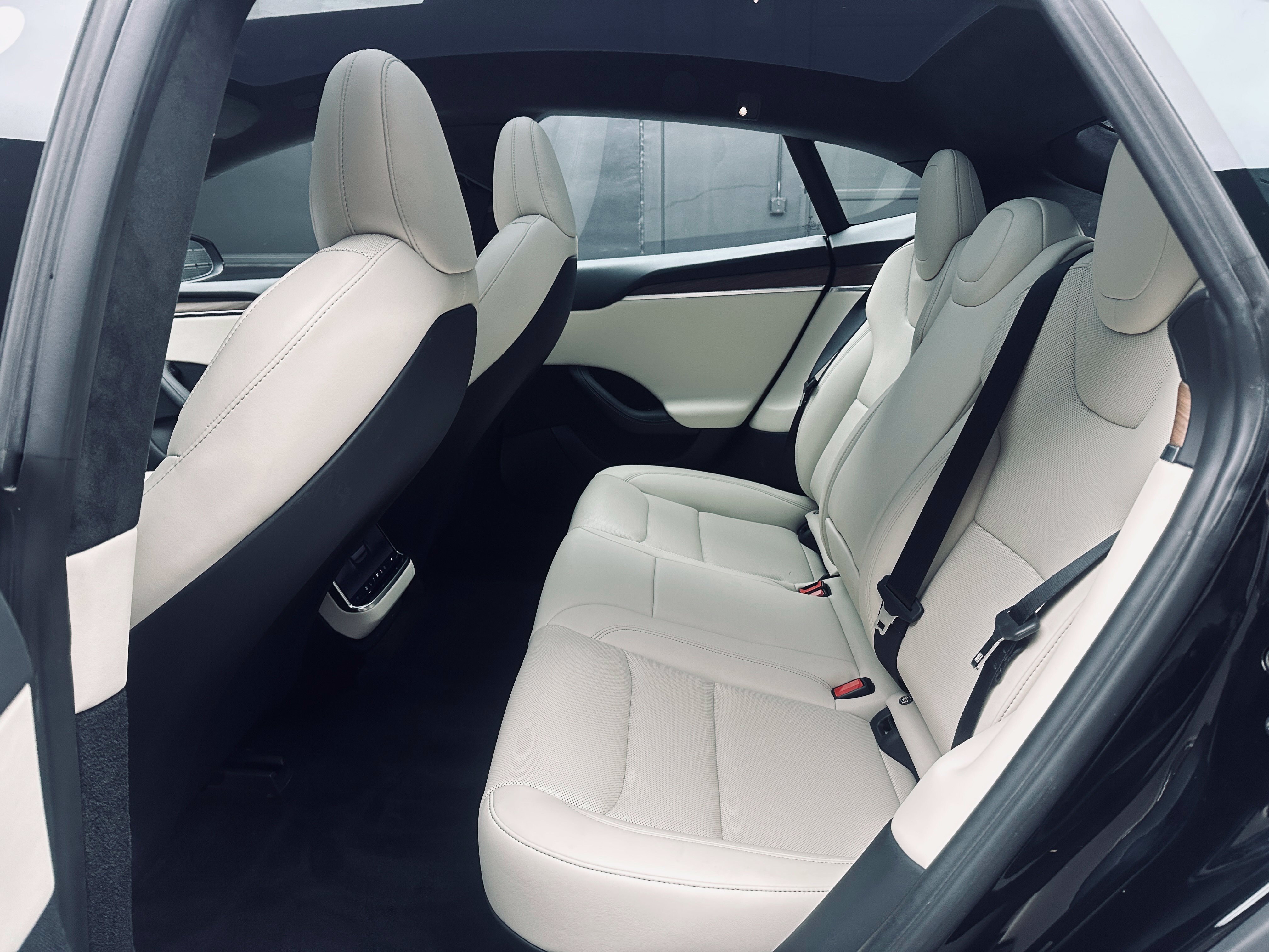 Used 2024 Tesla Model S AWD/4WD image 20
