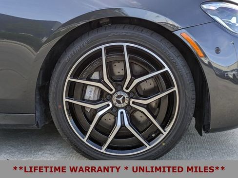 Used 2022 Mercedes-Benz E 350 Sedan image 12