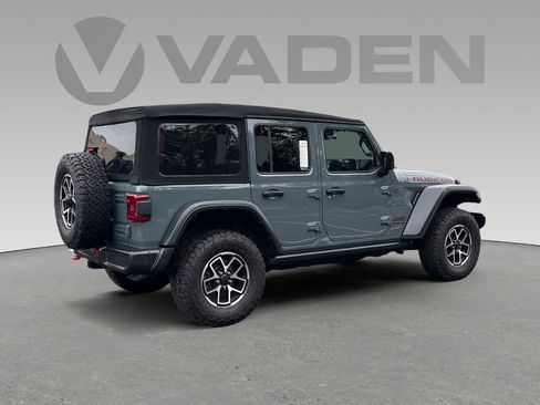 Certified 2024 Jeep Wrangler Unlimited Rubicon image 19
