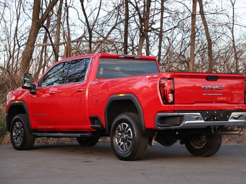 New 2026 GMC Sierra 2500 SLE w/ SLE Value Package; image 6