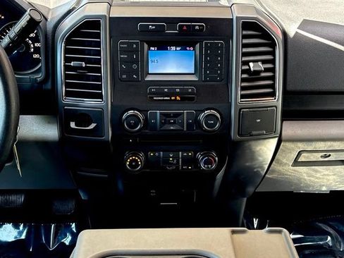 Used 2018 Ford F150 XLT RWD image 17