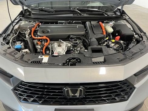Used 2024 Honda Accord Sport image 9