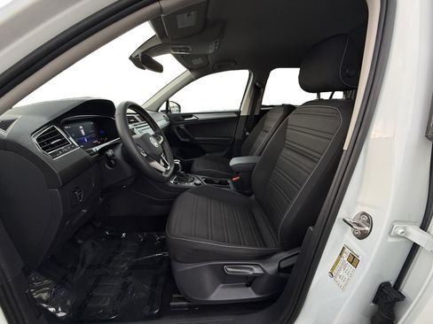 Used 2023 Volkswagen Tiguan S AWD/4WD image 10