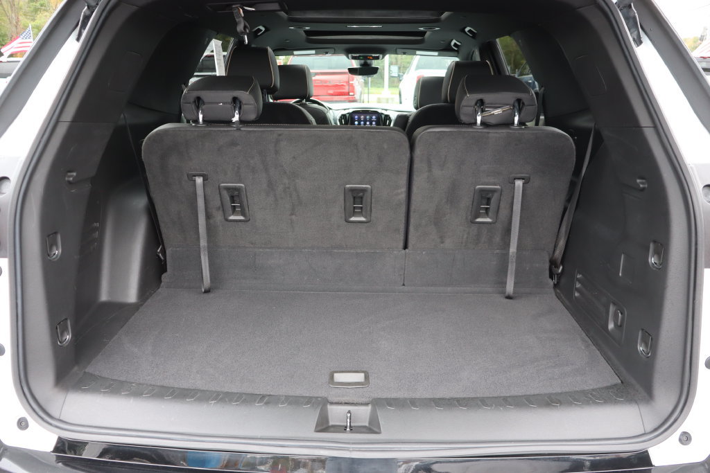 Used 2022 Chevrolet Traverse Premier w/ Redline Edition AWD/4WD image 38