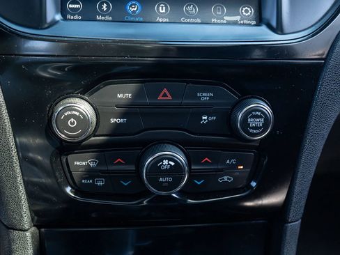 Used 2019 Chrysler 300 S w/ S Model Appearance Package RWD image 30