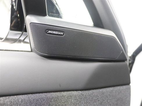 Used 2024 Land Rover Range Rover Sport SE image 37