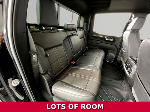 Used 2026 Chevrolet Silverado 1500 High Country w/ Technology Package AWD/4WD image 24
